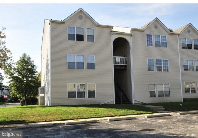 Building Photo - 221 Highland Blvd