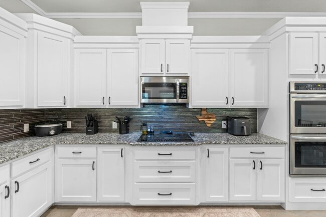 Building Photo - 15765 Salado Dr