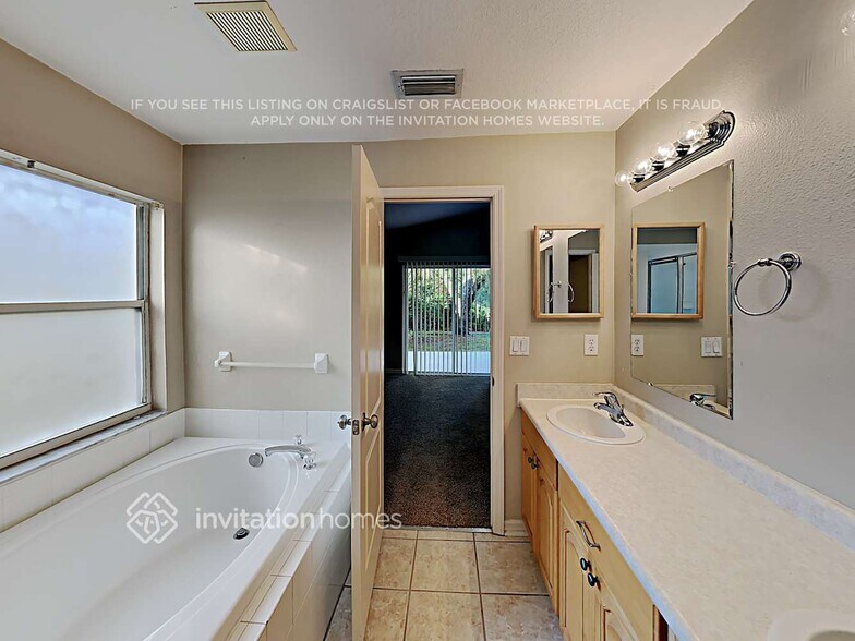 Building Photo - 5501 Seattle Slew Dr