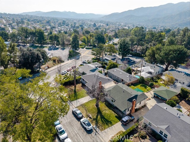 Building Photo - 3302 Paraiso Way