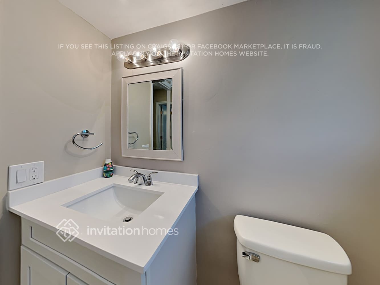 Building Photo - 7001 NW 11th Pl