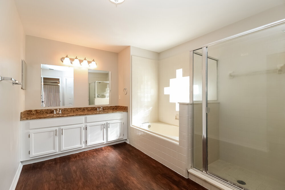 Building Photo - 2332 Flamingo Lakes Dr