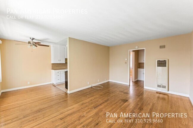 Building Photo - 5611 E 23rd St