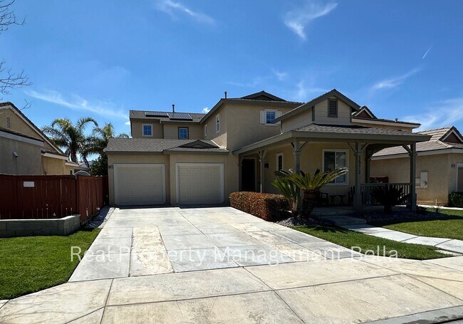 Building Photo - 3 Bed 3 Bath Perris Home w/ Office Space & Community Pool