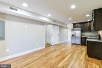 Building Photo - 2031 Benning Rd NE