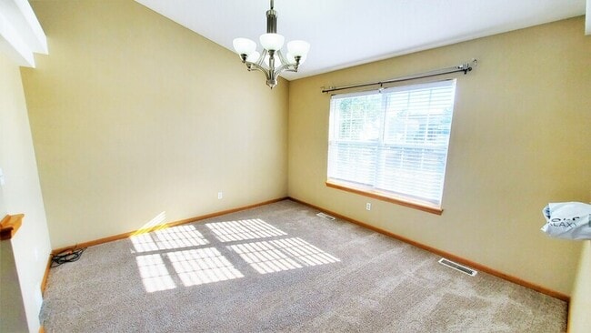 Building Photo - 4260 Windemere Way