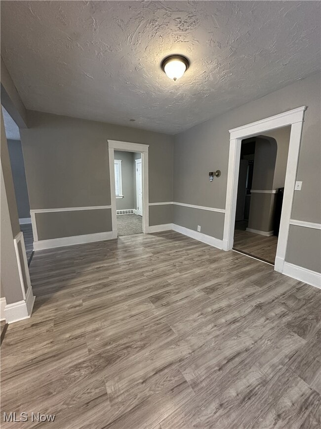 Building Photo - 5303 Kohout St