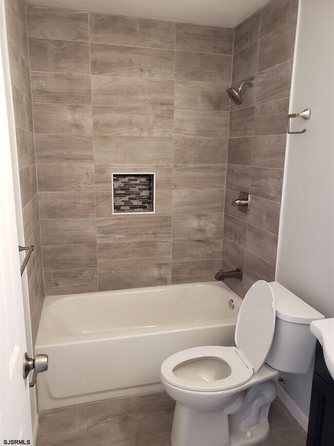 Building Photo - 2744 Mimosa Ct