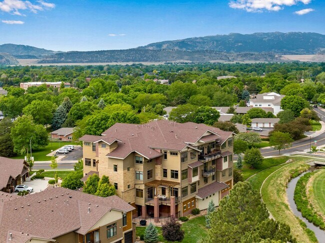Building Photo - Lock-And-Leave Luxury Single-Level Condo with 2 Primary Suites & Private Parking