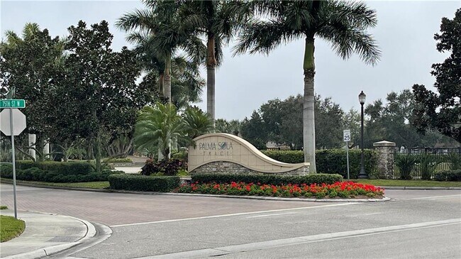 Building Photo - 7324 Skybird Rd