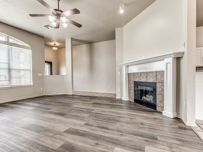Building Photo - Charming home in North Edmond + Deer Creek Schools