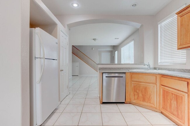 Building Photo - 8473 Barossa Ct