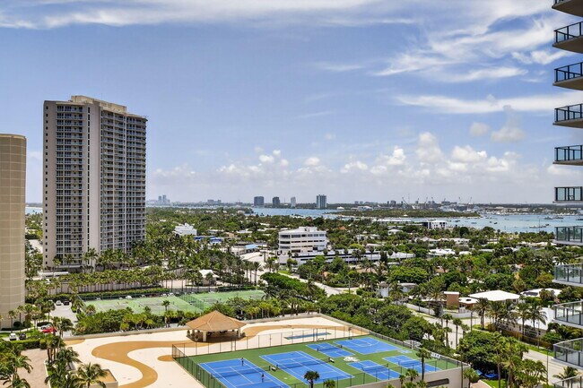 Building Photo - 3100 N Ocean Dr
