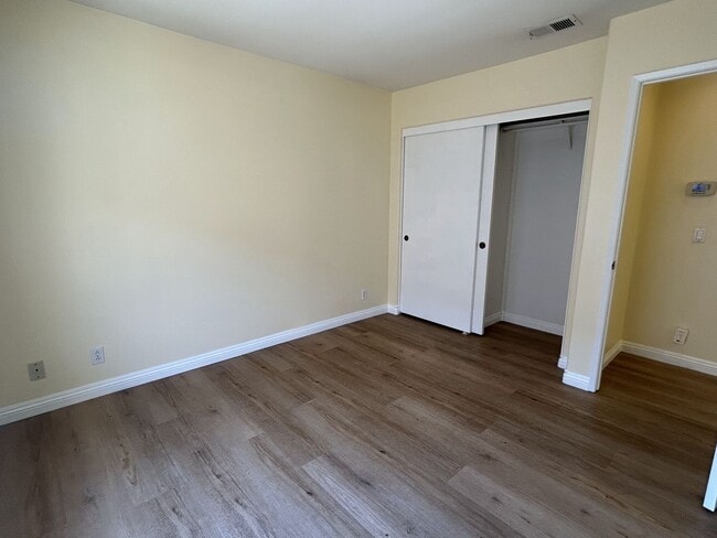 Building Photo - Cozy 3 bedroom Condo in the most demanded neighborhood at City of Alhambra