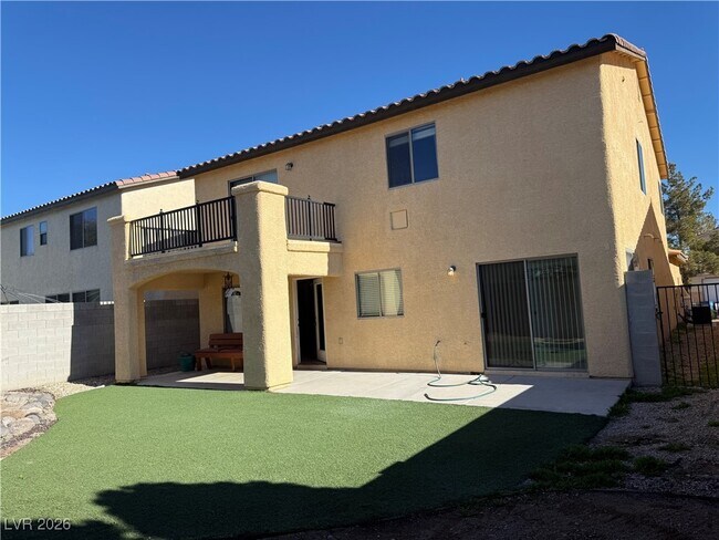 Building Photo - 9275 Cazador St