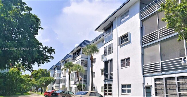 Building Photo - 4770 NW 21st St