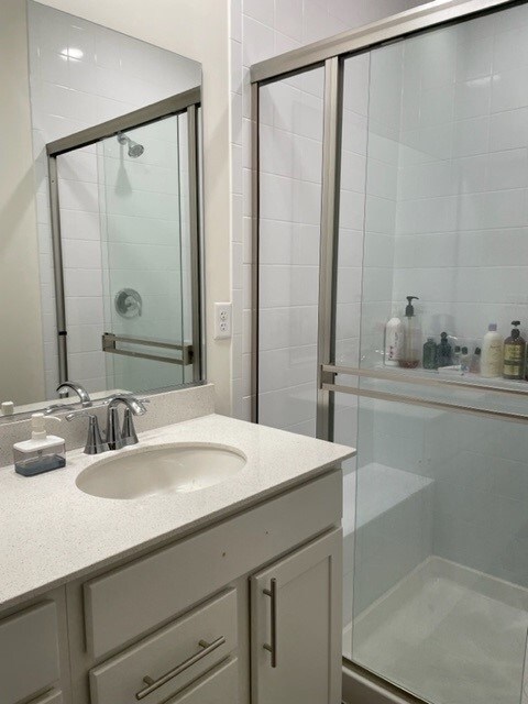 Building Photo - 2924 Reflection Dr