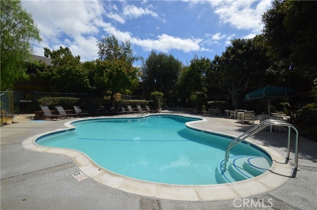 Building Photo - 3050 S Bristol St