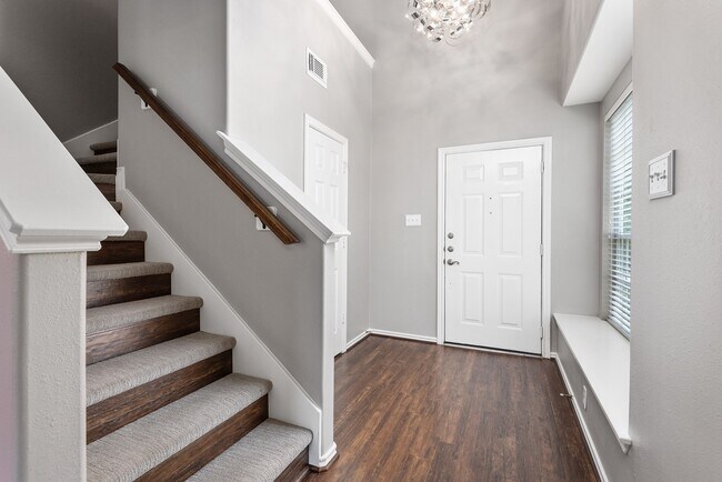 Building Photo - 19 Musk Rose Ct