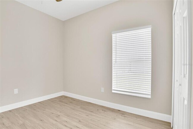Building Photo - 407 Acacia Tree Way