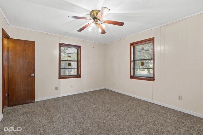 Building Photo - Check Out this 3 Bed 1.5 in Shreveport!