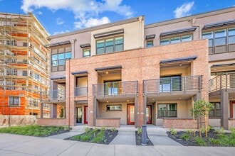 Building Photo - 302 Tea Tree Terrace