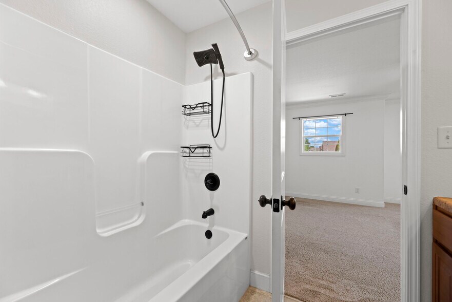 Building Photo - 317 Wynberry Ct