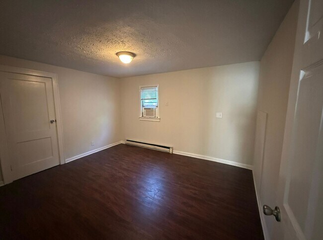 Building Photo - 536 Euclid Ave