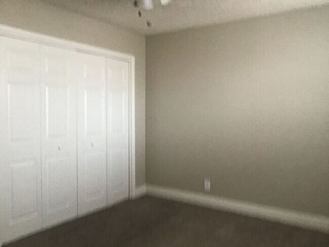 Building Photo - Cute 1 Bd, 1 BA, Downstairs Apartment. #1