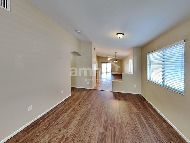 Building Photo - 6563 E Ladonna Ln