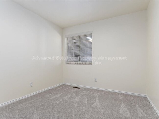 Building Photo - 9132 S Scirlein Dr