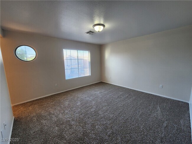 Building Photo - 9664 Villa La Mora Ave