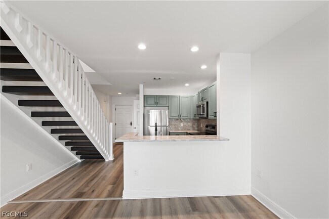 Building Photo - 2745 First St