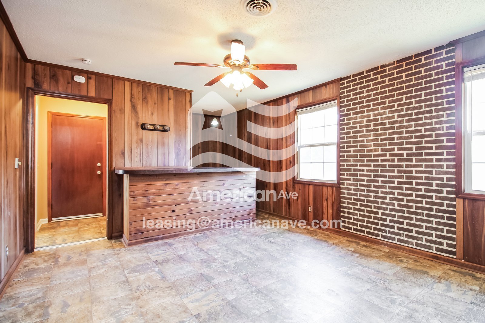 Building Photo - 205 Bob White Ave