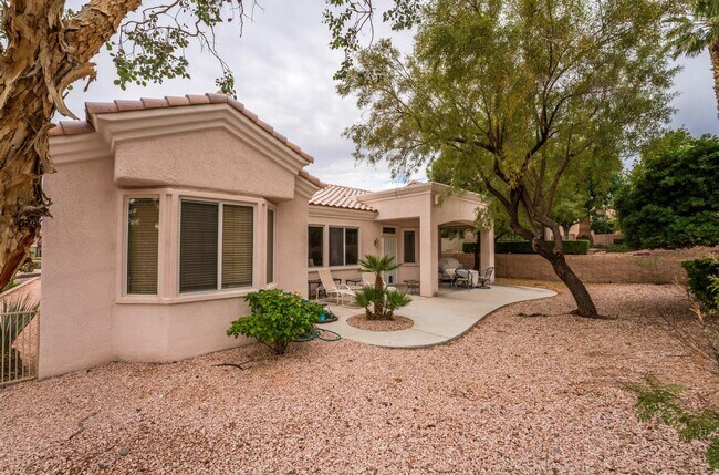 Building Photo - 10712 Brinkwood Ave