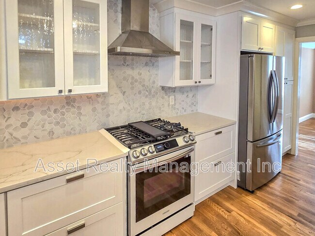 Building Photo - 12469 Daisywood Dr