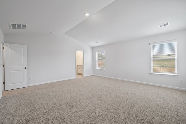Building Photo - 340 Fenwick Dr