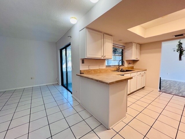 Building Photo - Elegant 3-Bed, 2-Bath Home in Prime Orland...