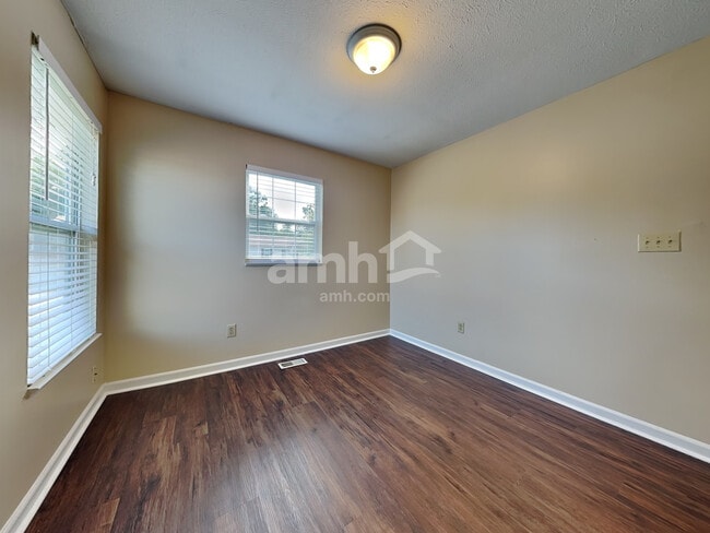 Building Photo - 6880 N Abilene Way