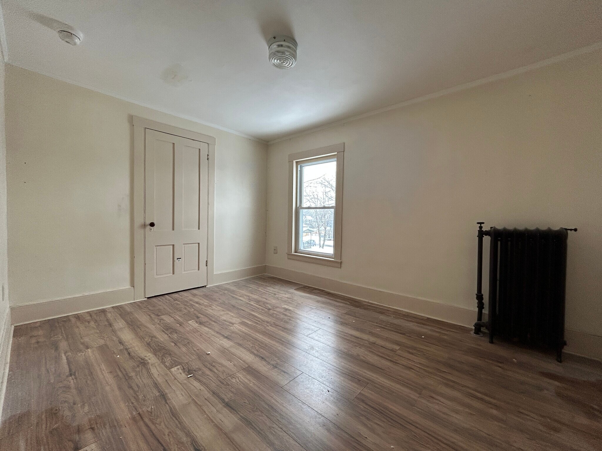 Bedroom 2 - 29 Cross St