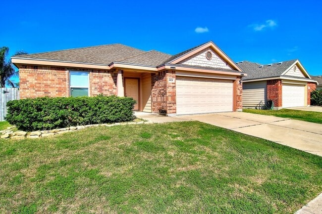 Building Photo - 6824 Fox Tail Dr