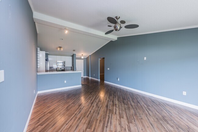 Building Photo - 5339 Peach Blossom Blvd
