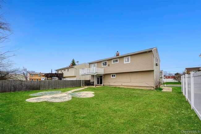 Building Photo - 3 Ozone Pl