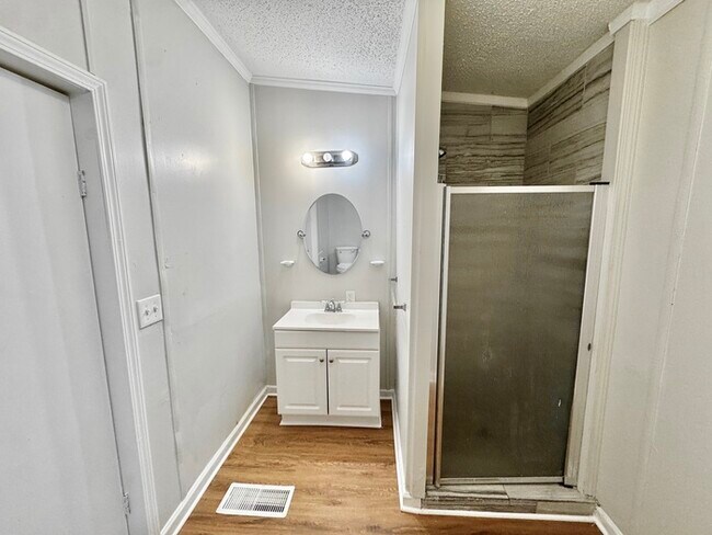 Building Photo - 4472 Cedar Ridge Ln