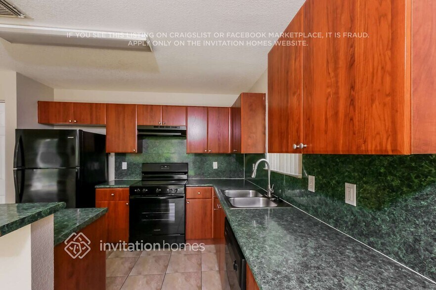 Building Photo - 26331 SW 134th Ct