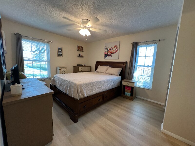 Building Photo - 626 Bellingham Pl