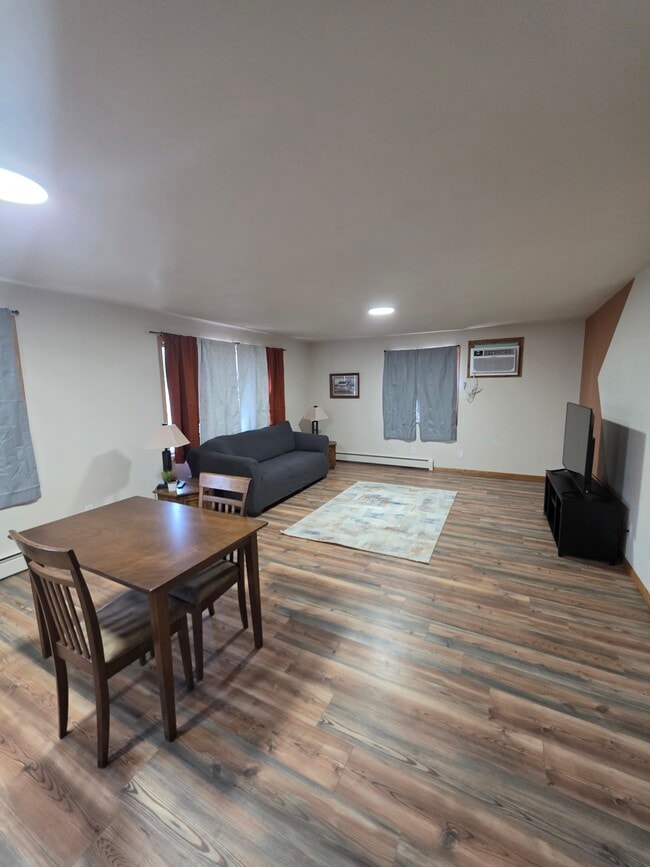 Building Photo - 4-plex