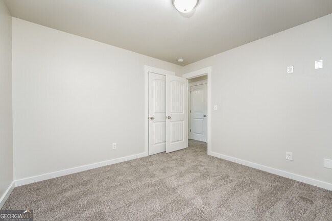 Building Photo - 320 Eagles Pkwy