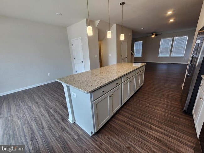 Building Photo - 152 Telluride Wy