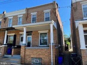 Building Photo - 4749 James St